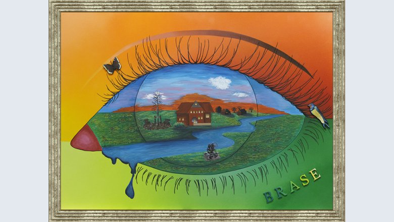 Öl, Acryl, Fotocollage, Assemblage auf Holz, Hauptmotiv: ein großes Auge mit einem Motiv aus dem Ort anstelle von Linse und Pupille, Hintergrund: Oben rot, unten grün