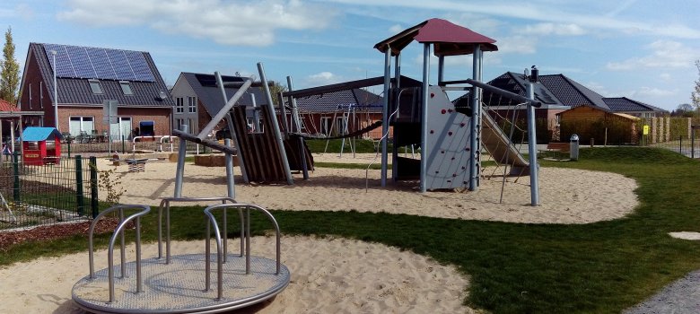 Spielplatz Aschenputtelring (Stadt Neustadt) Spielplatz Aschenputtelring (Stadt Neustadt)