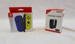 Nintendo Switch Kontroller und Charching Dock