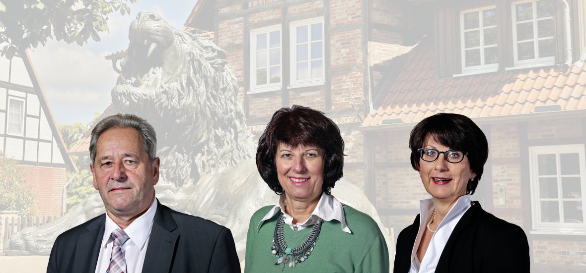 Stellvertretungen des Bürgermeisters Portraitaufnahme von den drei Stellvertretungen des Bürgermeisters.