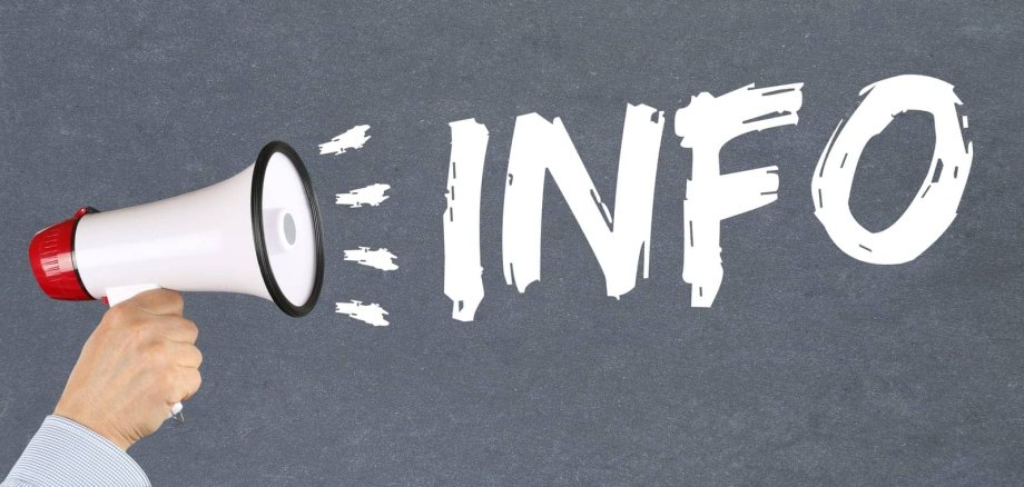 zu sehen ist der Schriftzug "Info" neben einem Megafon