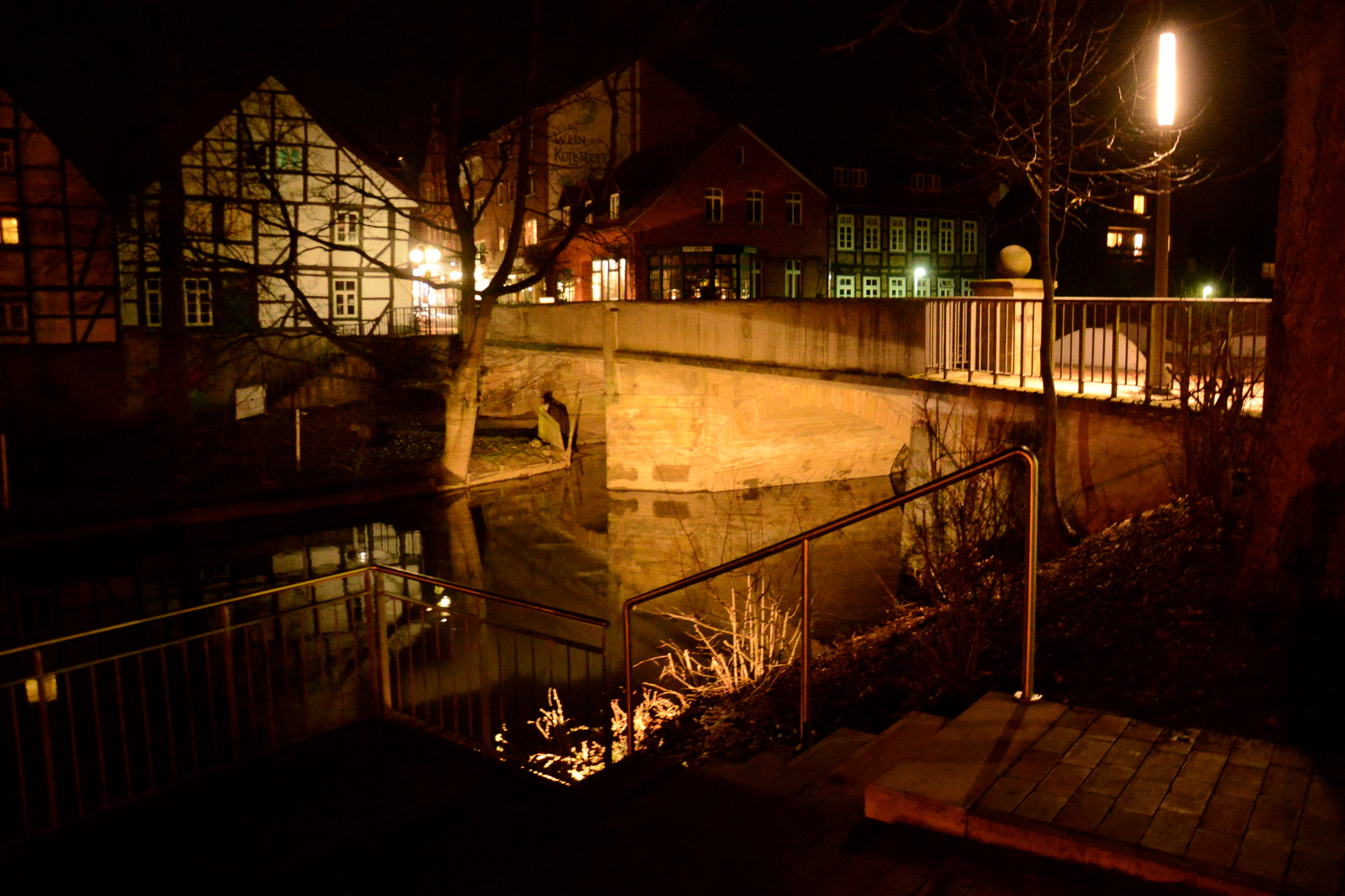 Beleuchte Brücke Kleine Leine