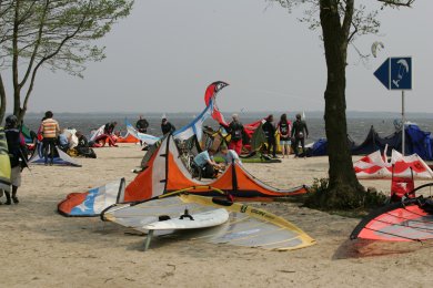 Kite Surfing am Meer